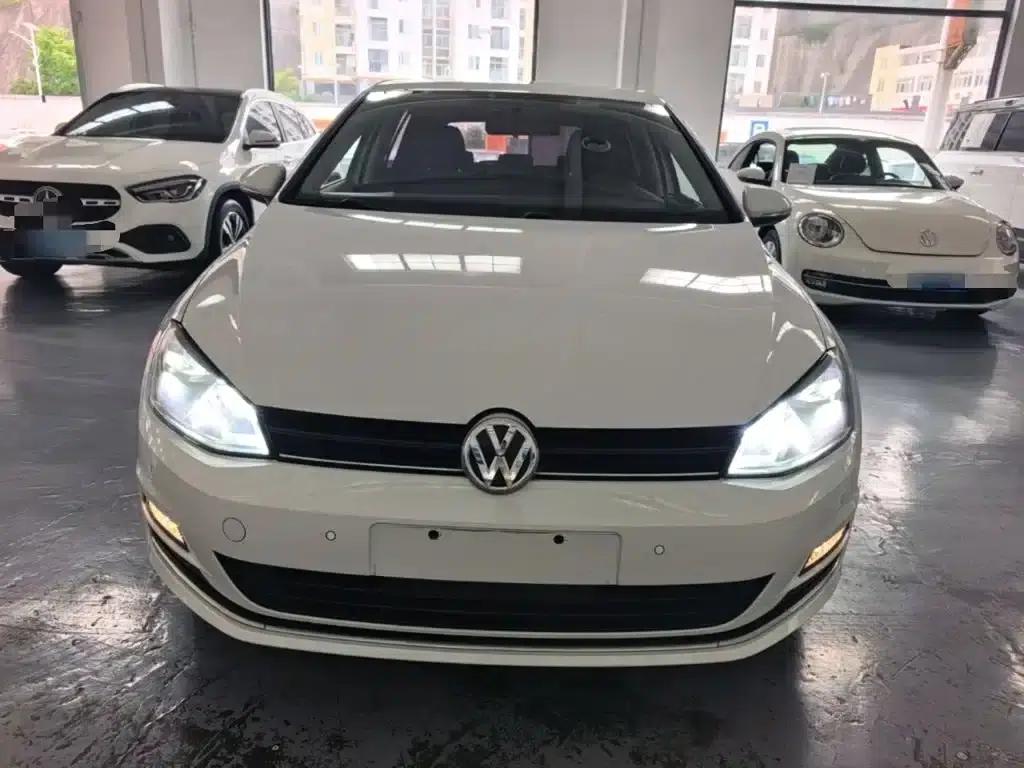 2016 Golf 1.6L Automatic Fashion Edition — миниатюра 3