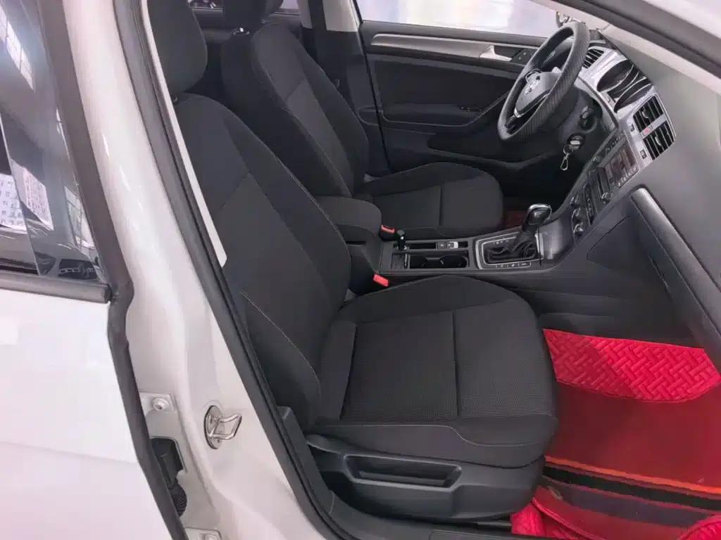 2016 Golf 1.6L Automatic Fashion Edition — миниатюра 25