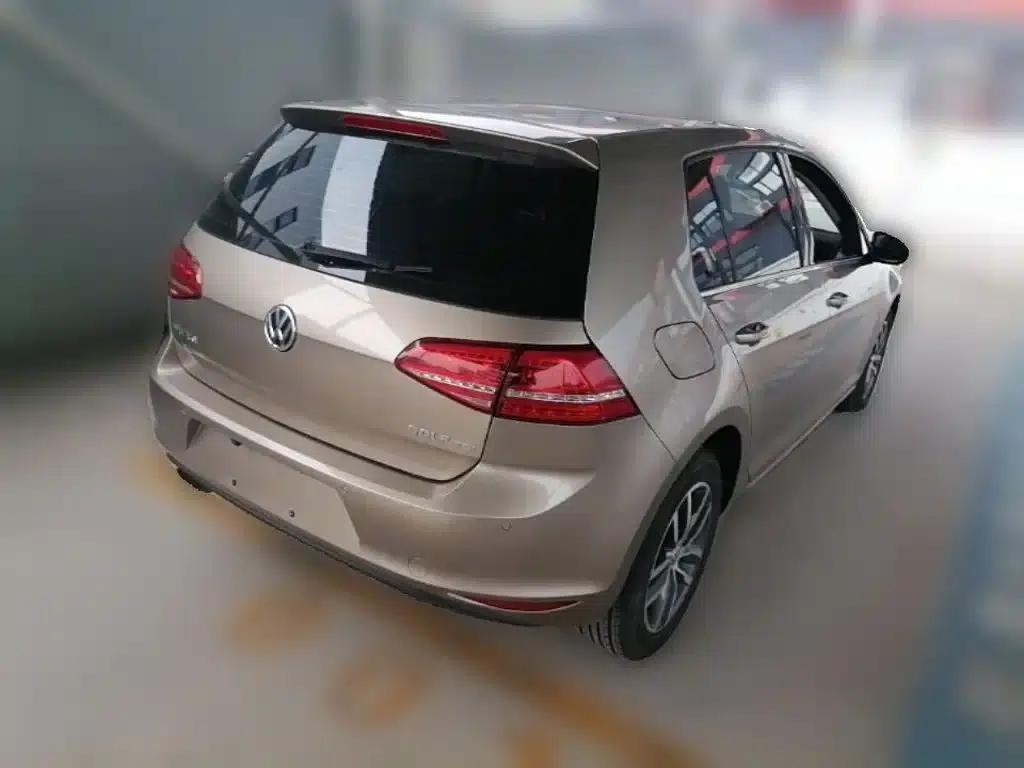 2016 Golf 230TSI Automatic Luxury — миниатюра 12