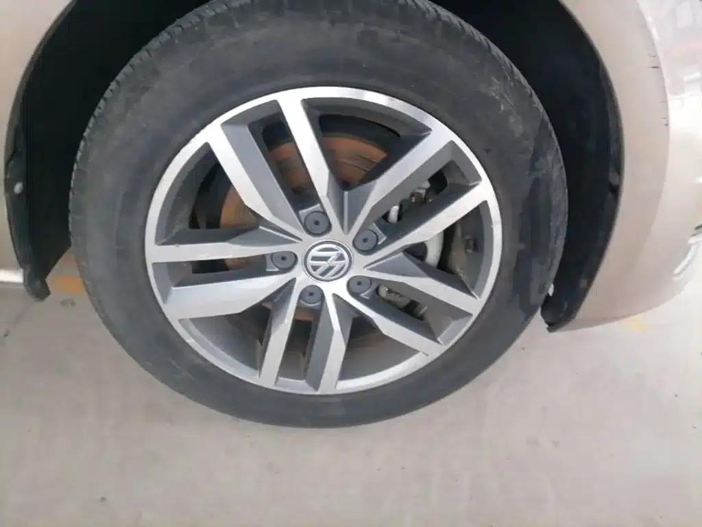 2016 Golf 230TSI Automatic Luxury — миниатюра 14