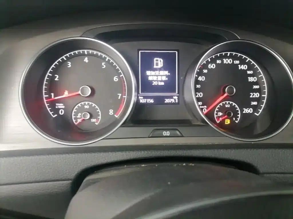 2016 Golf 230TSI Automatic Luxury — миниатюра 19
