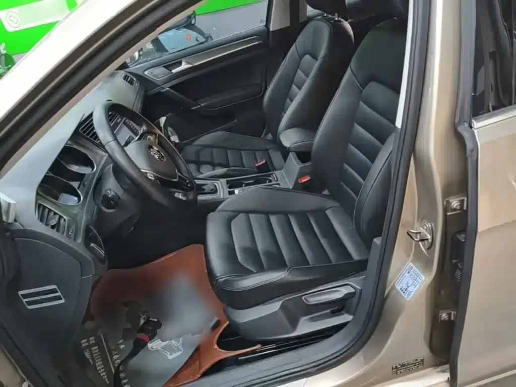 2015 Golf 1.4TSI Automatic Luxury — миниатюра 11