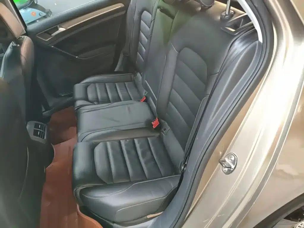 2015 Golf 1.4TSI Automatic Luxury — миниатюра 13