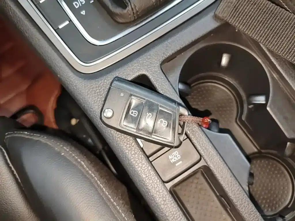 2015 Golf 1.4TSI Automatic Luxury — миниатюра 17