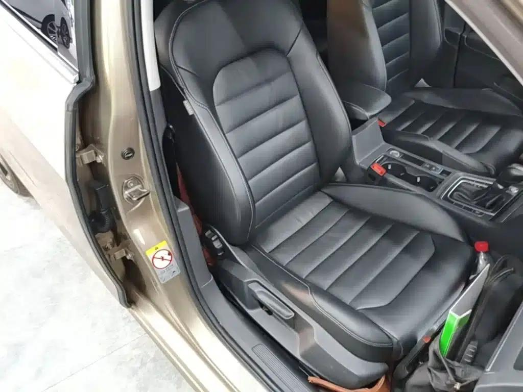 2015 Golf 1.4TSI Automatic Luxury — миниатюра 20