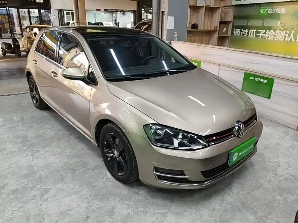 2015 Golf 1.4TSI Automatic Luxury — миниатюра 22