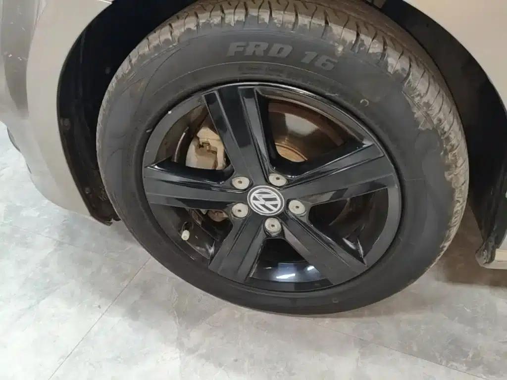 2015 Golf 1.4TSI Automatic Luxury — миниатюра 25