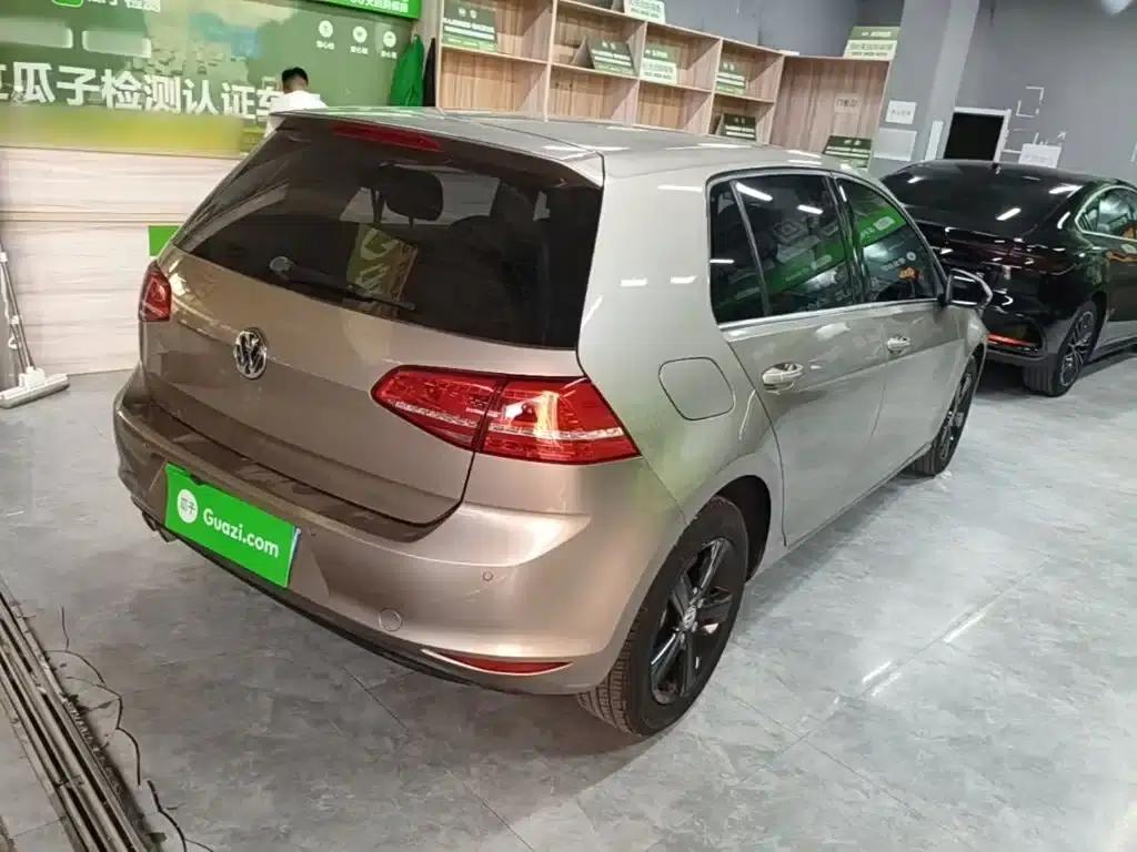 2015 Golf 1.4TSI Automatic Luxury — миниатюра 5