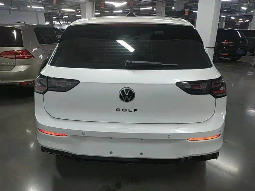 2025 Golf 300TSI R-Line — миниатюра 6