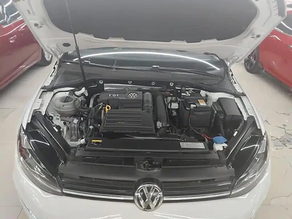 2018 Golf 230TSI Automatic Luxury — миниатюра 20