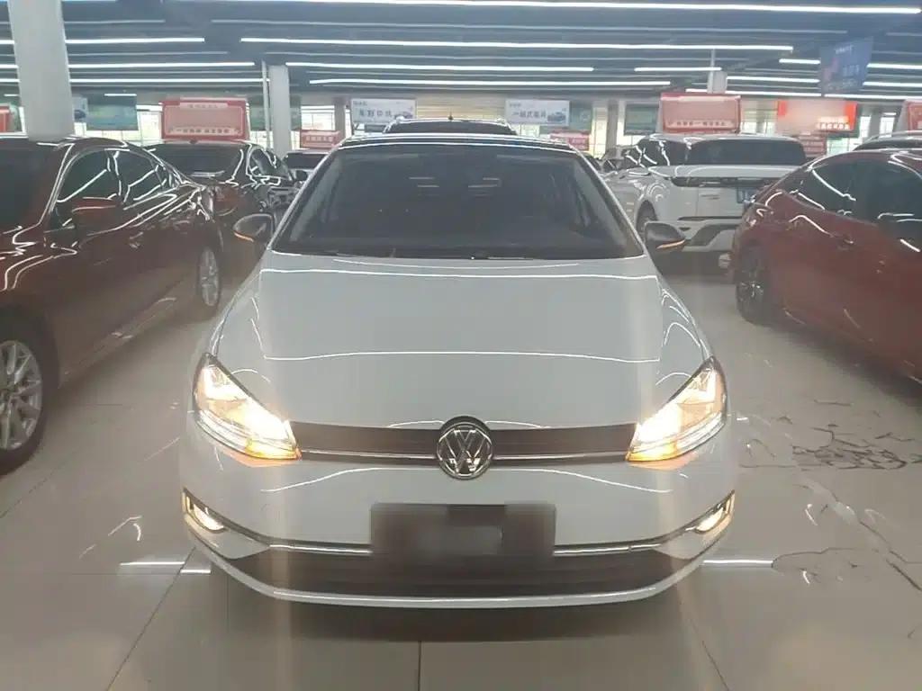 2018 Golf 230TSI Automatic Luxury — миниатюра 3