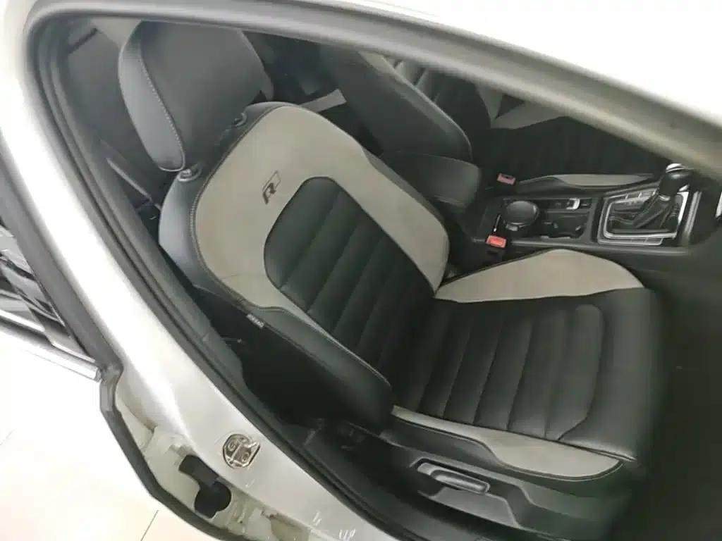 2020 Golf 280TSI DSG R-Line — миниатюра 25