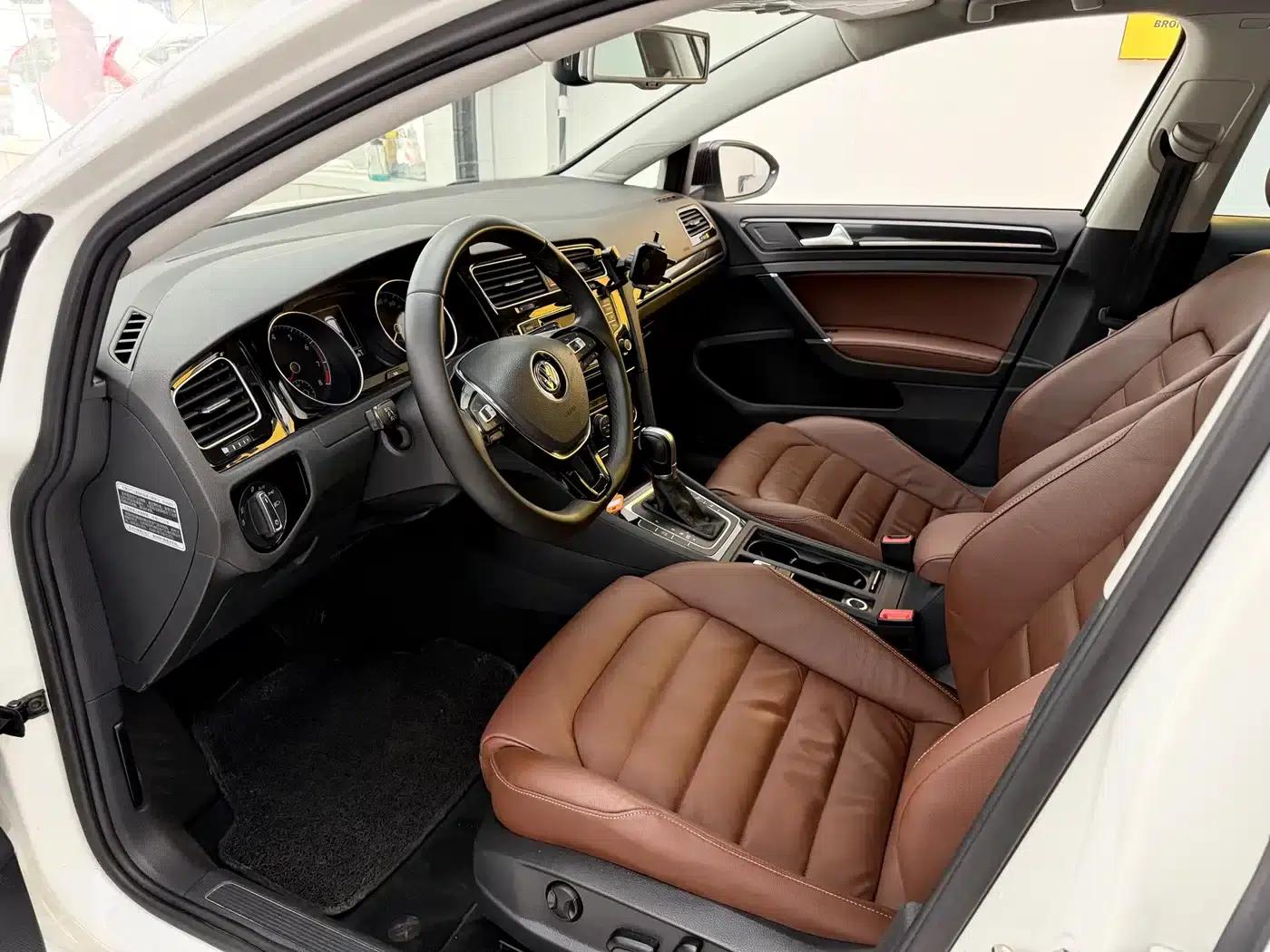 2014 Golf 1.4TSI Luxury Touring Edition (Imported) — миниатюра 9