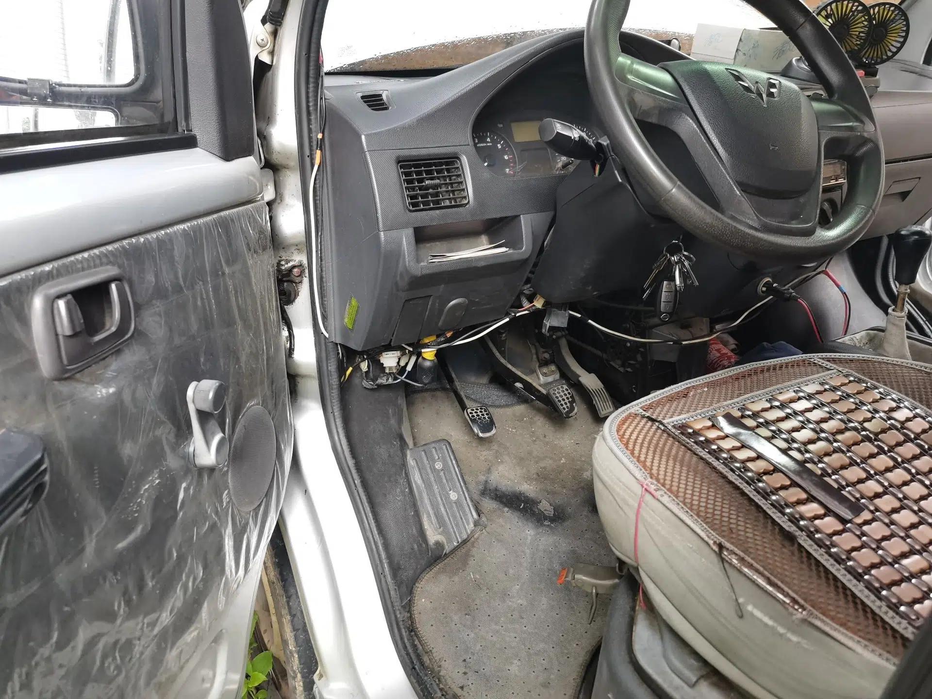 Wuling Rongguang 2012 1.5L Extended Standard Version — миниатюра 16