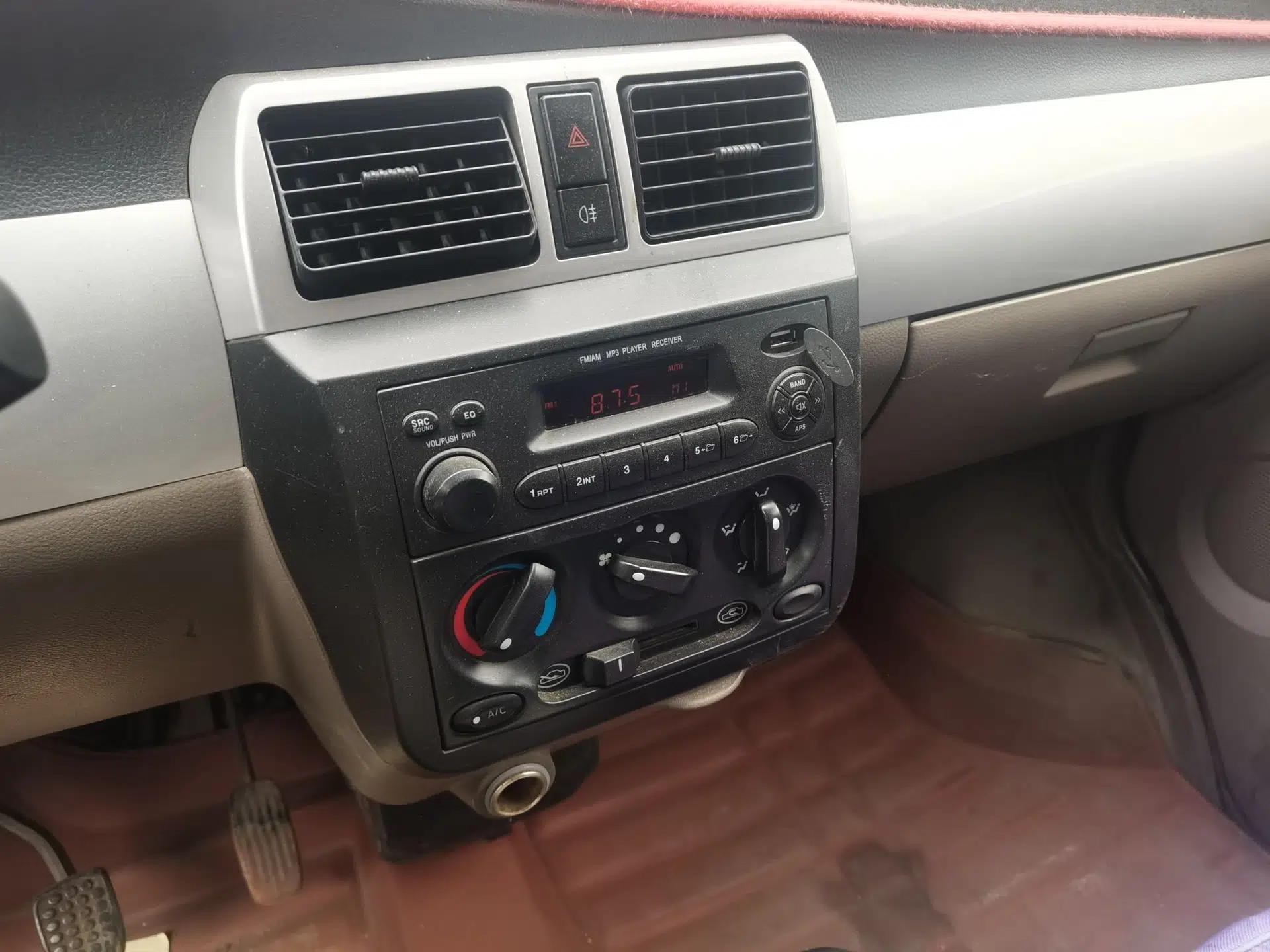 Wuling Rongguang 2011 1.2L Standard Version — миниатюра 13