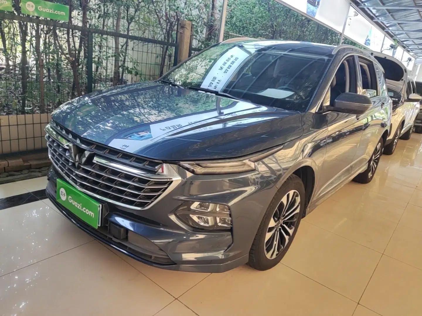 Wuling Victory 2020 1.5T CVT Flagship Edition — миниатюра 1