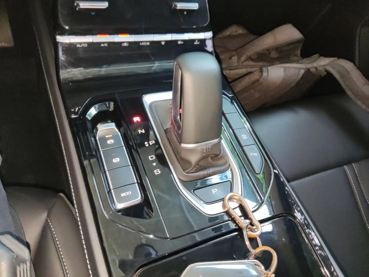 Wuling Victory 2020 1.5T CVT Flagship Edition — миниатюра 16