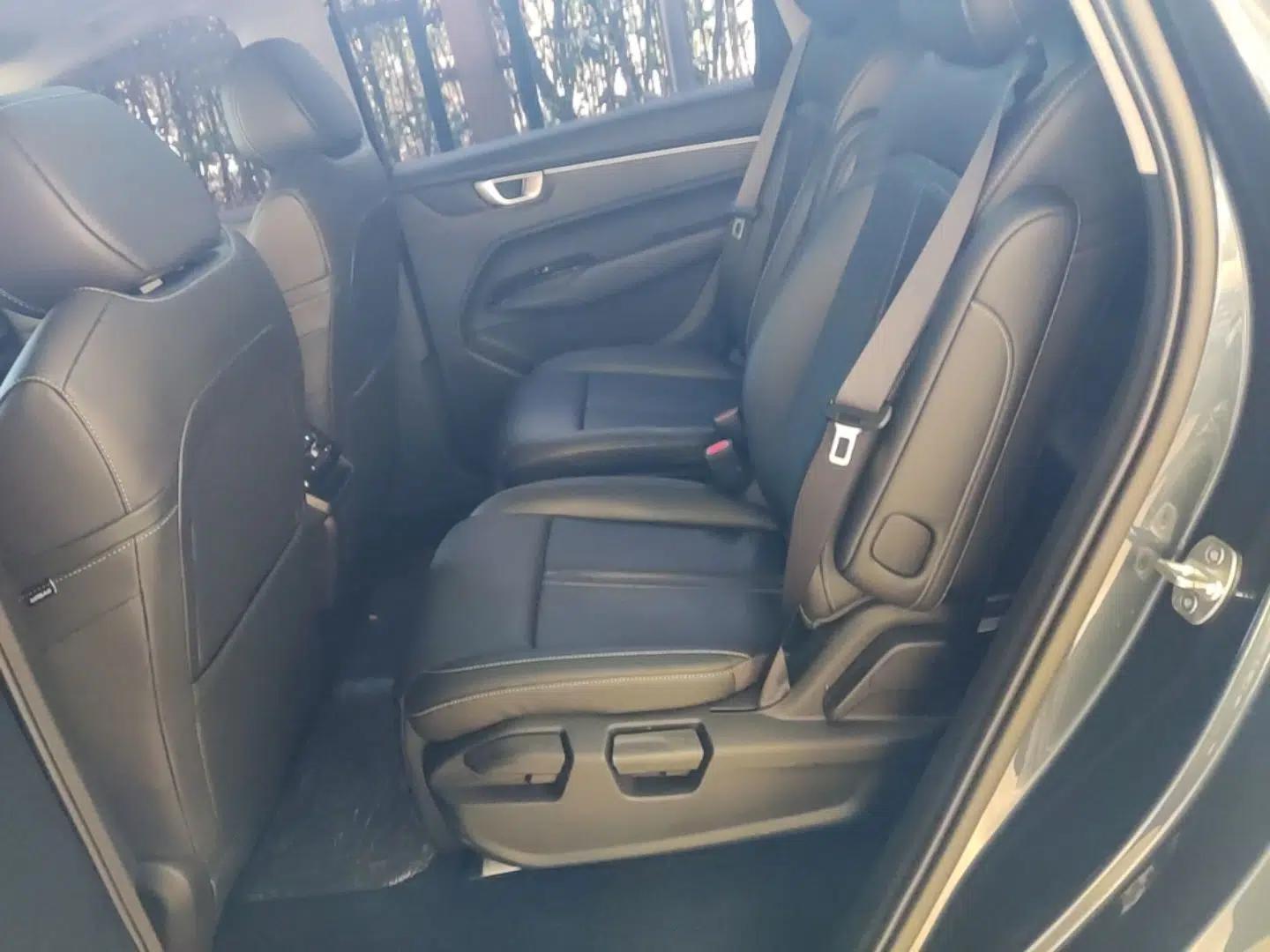 Wuling Victory 2020 1.5T CVT Flagship Edition — миниатюра 20