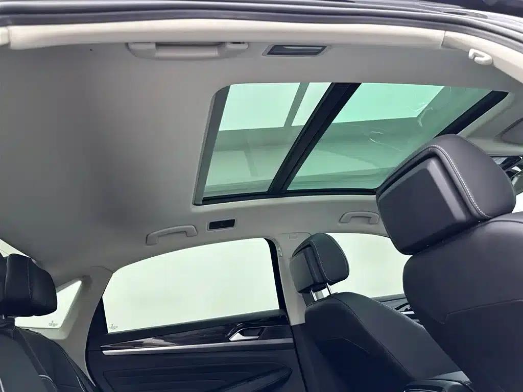 2024 Passat 330TSI Starry Sky Elite Edition — миниатюра 24