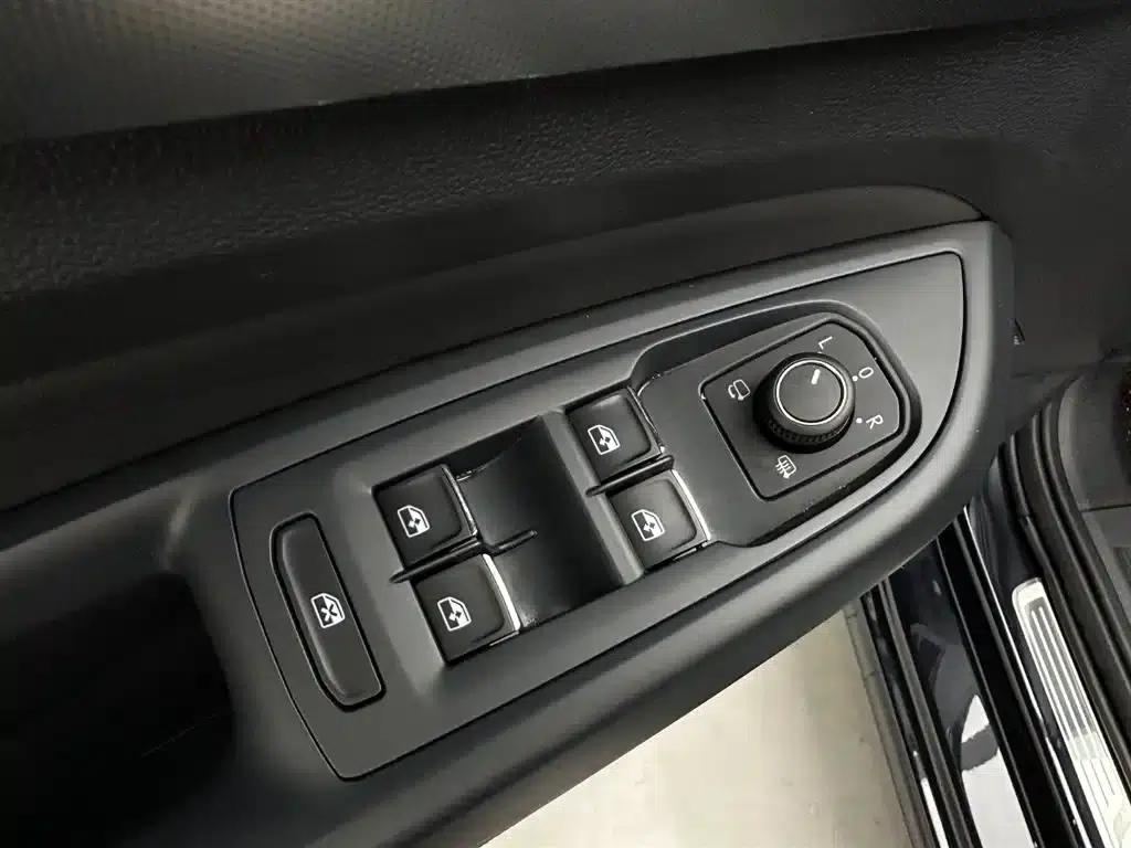2024 Passat 330TSI Starry Sky Elite Edition — миниатюра 26