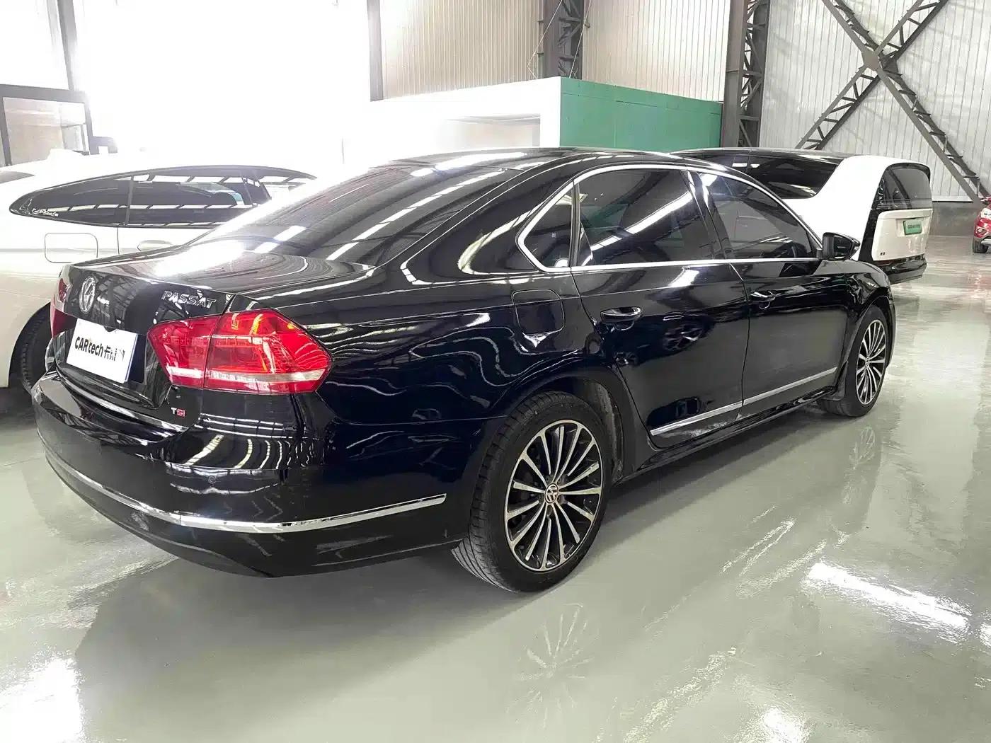 2015 Passat 1.8TSI DSG Royal Edition — миниатюра 6