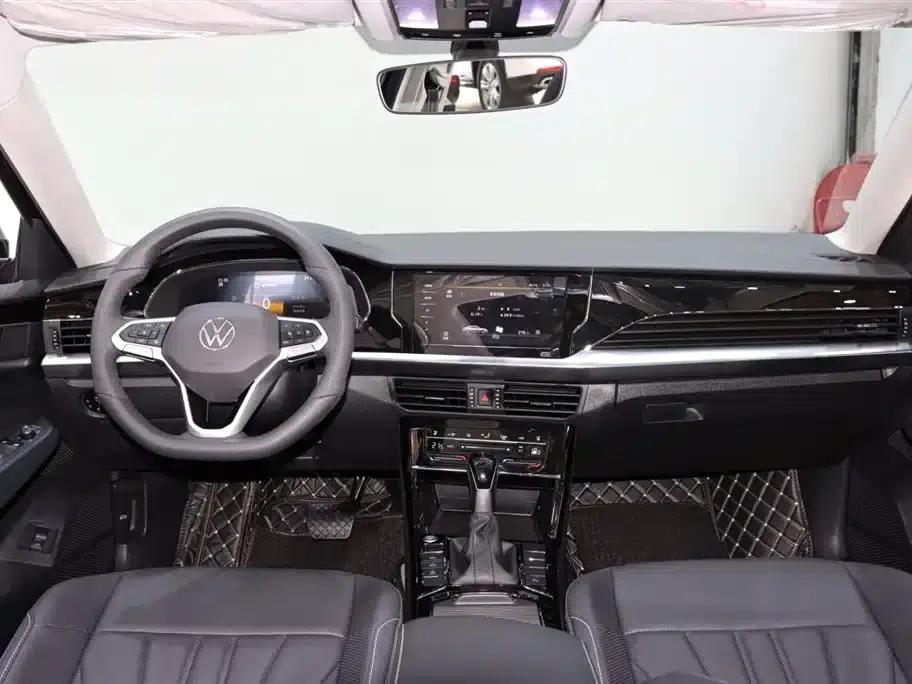 2025 Volkswagen Passat 330TSI Elite Edition — миниатюра 11