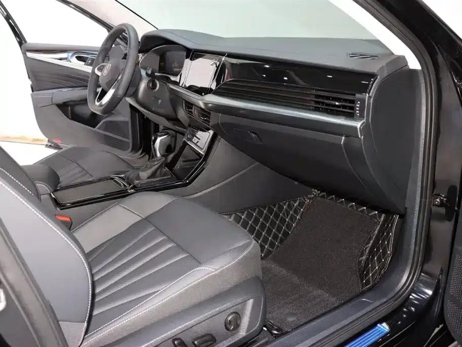 2025 Volkswagen Passat 330TSI Elite Edition — миниатюра 7