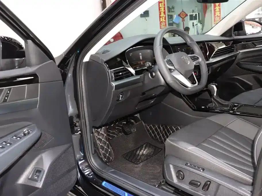 2025 Volkswagen Passat 330TSI Elite Edition — миниатюра 8