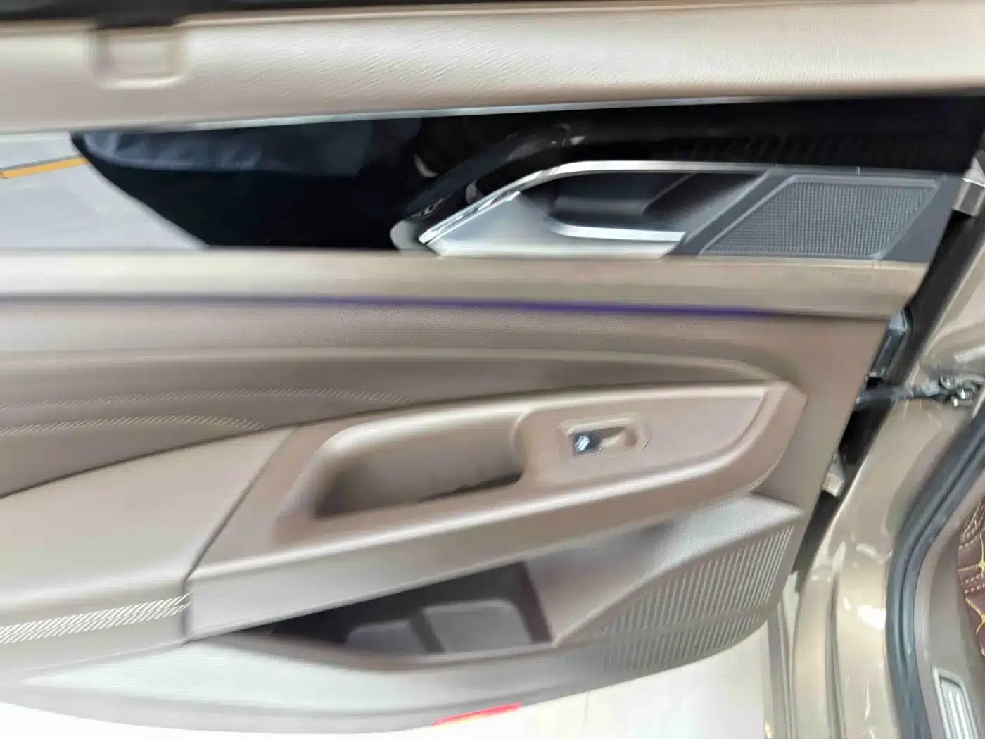 2020 Volkswagen Passat 330TSI Luxury Edition (China VI Emission Standard) — миниатюра 11