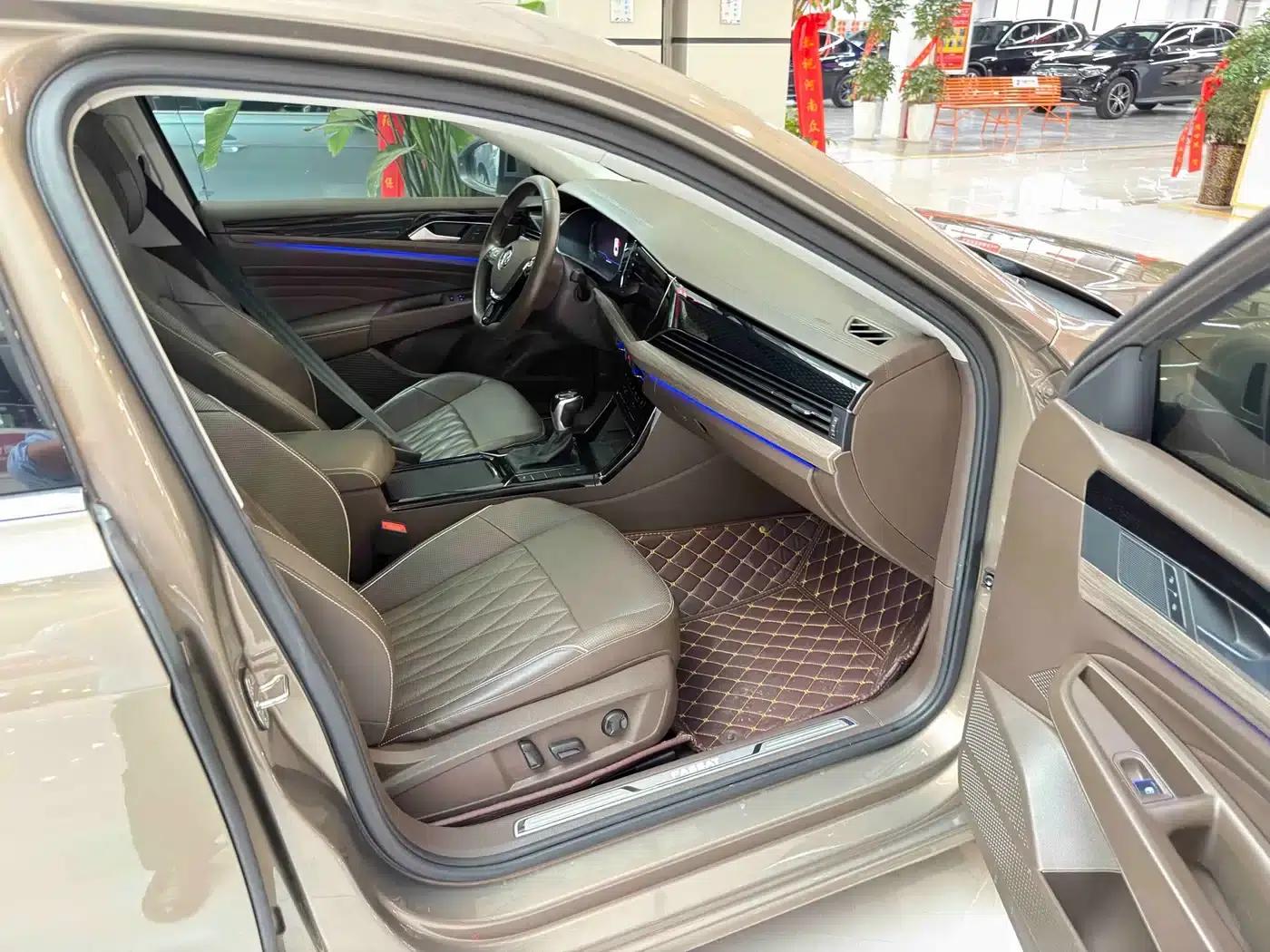 2020 Volkswagen Passat 330TSI Luxury Edition (China VI Emission Standard) — миниатюра 16