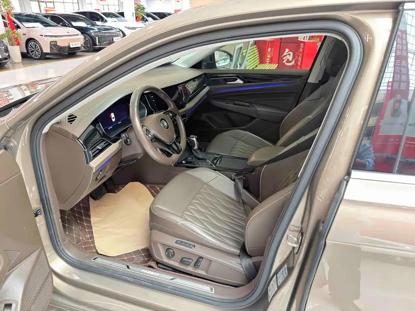 2020 Volkswagen Passat 330TSI Luxury Edition (China VI Emission Standard) — миниатюра 4