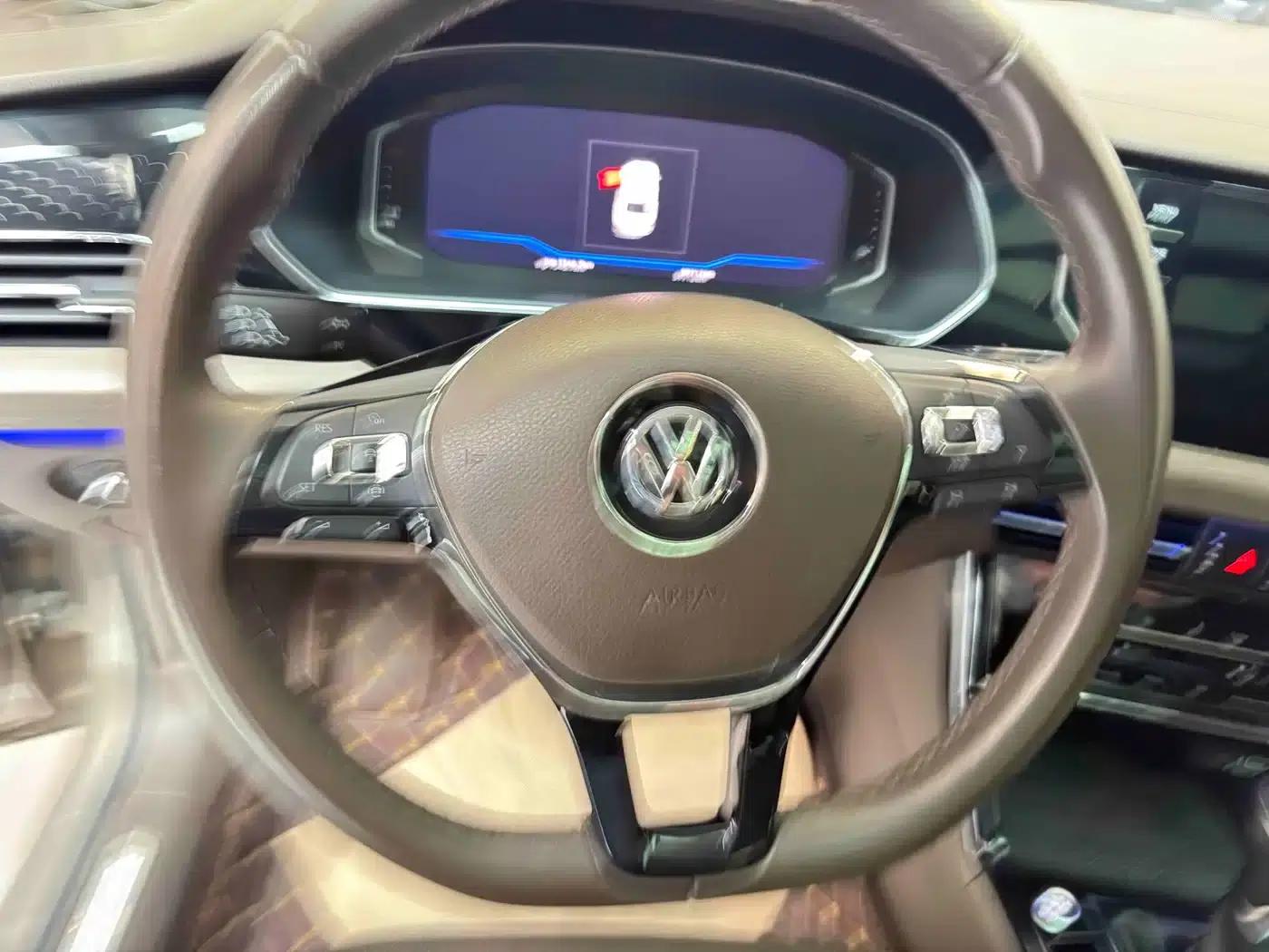 2020 Volkswagen Passat 330TSI Luxury Edition (China VI Emission Standard) — миниатюра 8