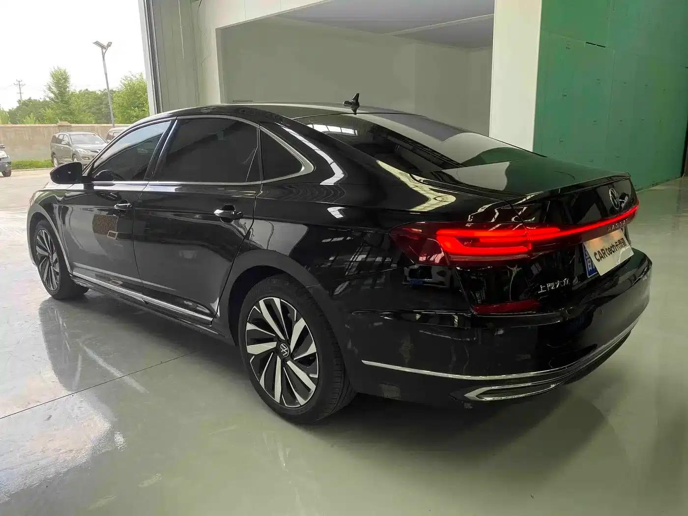 2022 Volkswagen Passat 330TSI Starry Sky Elite Edition — миниатюра 8