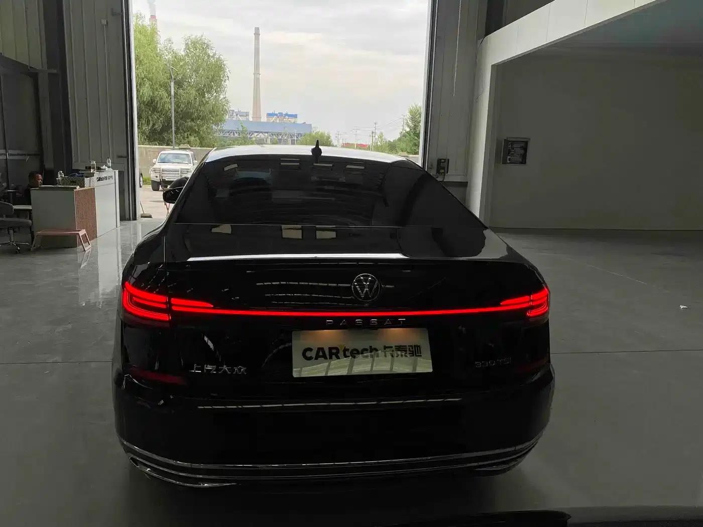 2022 Volkswagen Passat 330TSI Starry Sky Elite Edition — миниатюра 9