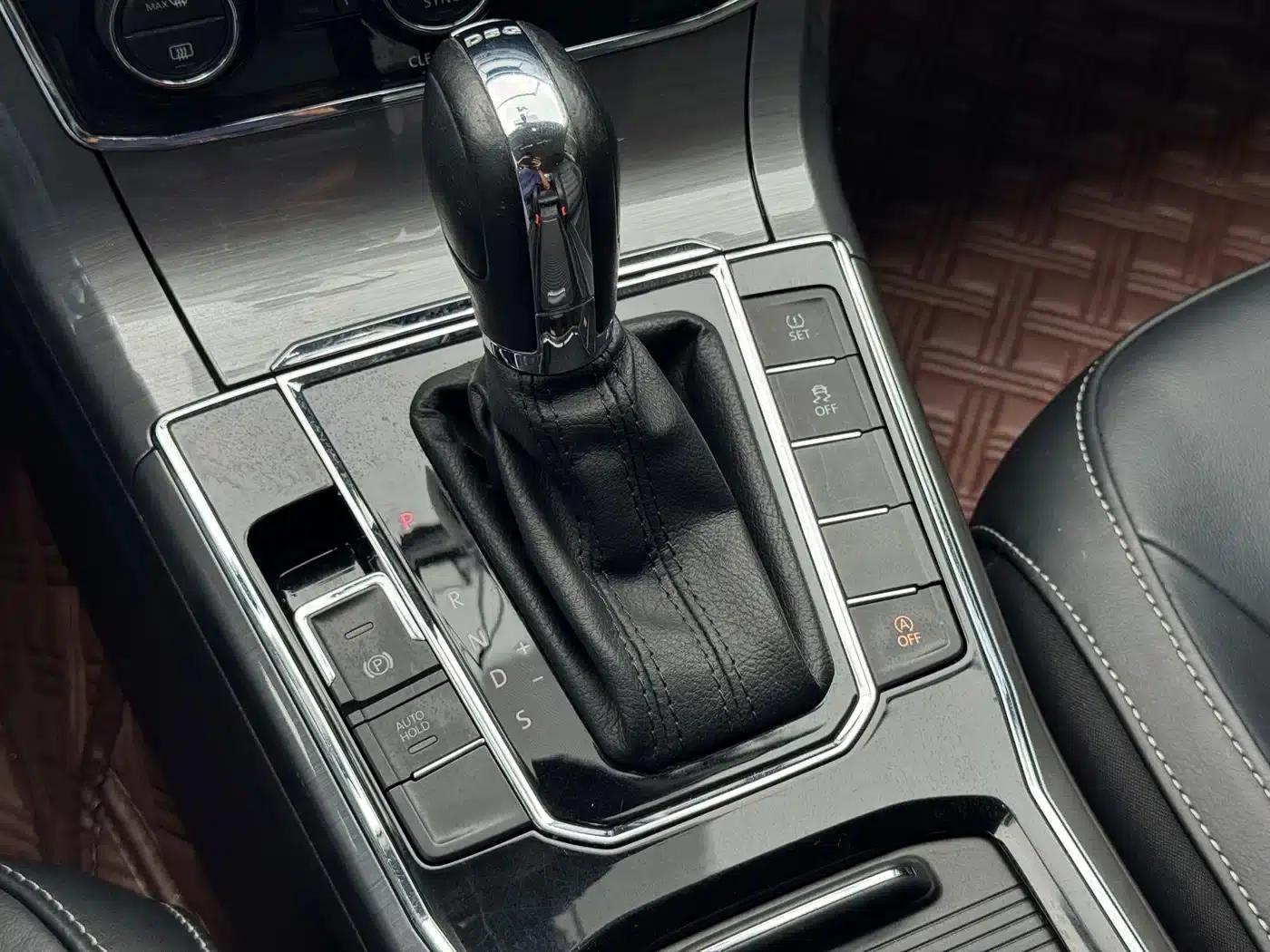 2016 Passat 330TSI DSG Premium Edition — миниатюра 15