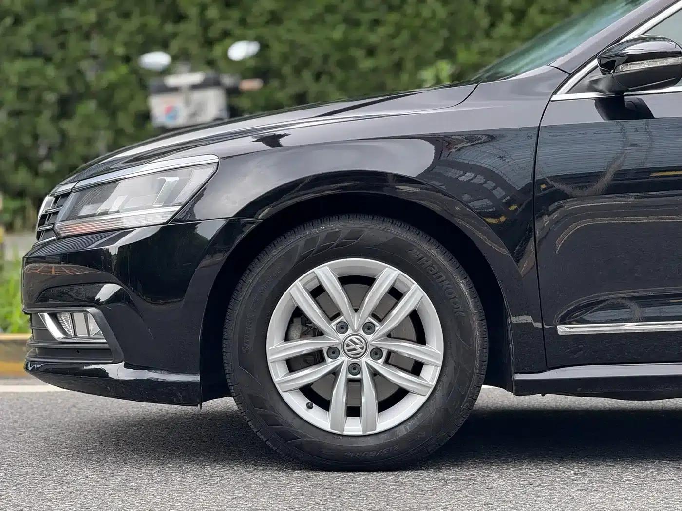 2016 Passat 330TSI DSG Premium Edition — миниатюра 6