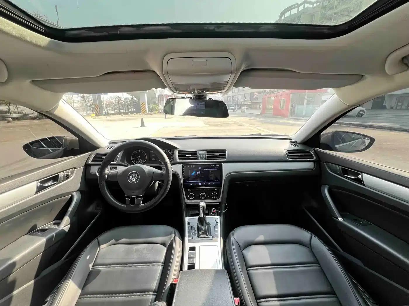 2011 Passat 1.8TSI DSG Premium Edition — миниатюра 5