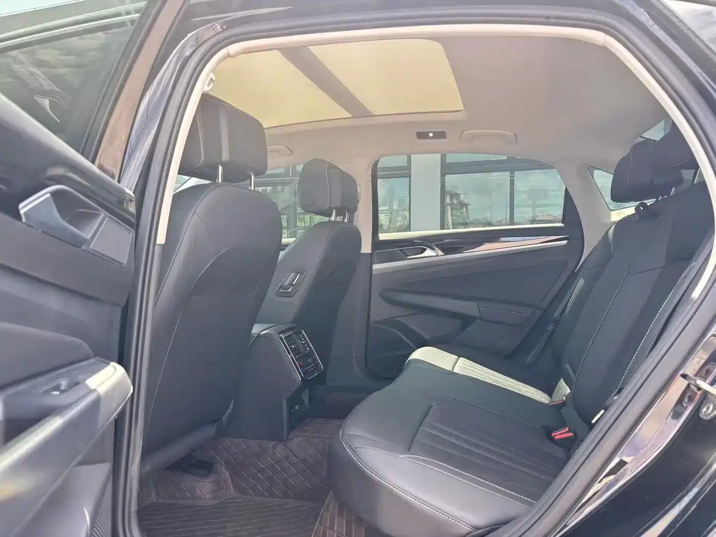 2026 Volkswagen Passat Outstanding Edition 330TSI Starry Sky Elite Edition — миниатюра 8