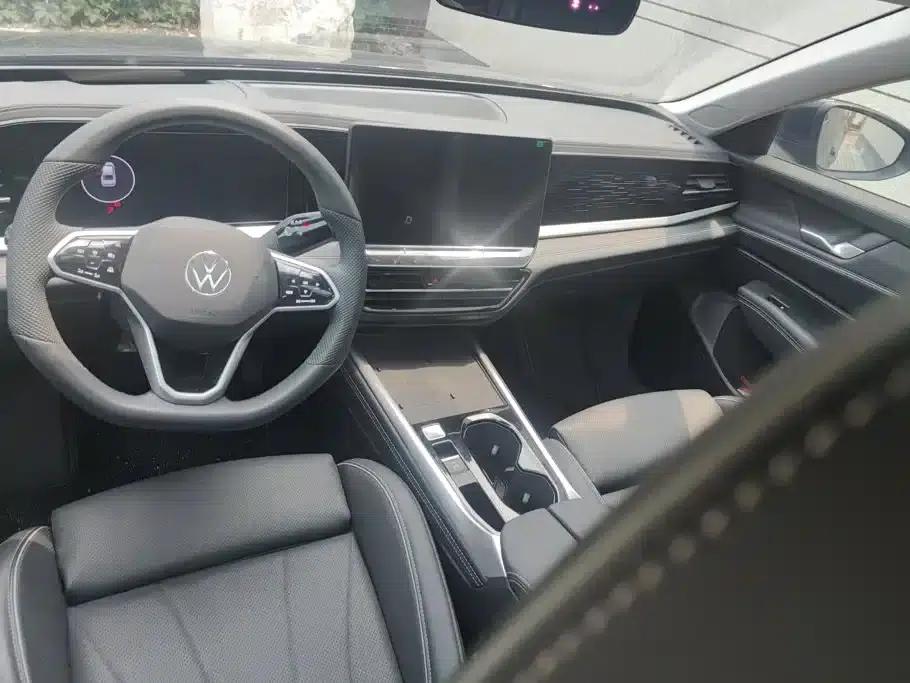 2026 Passat Pro 380TSI Starry Dragon Edition — миниатюра 12