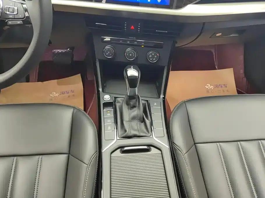 2020 Passat Facelift 280TSI Business Edition (China VI Emission Standard) — миниатюра 16