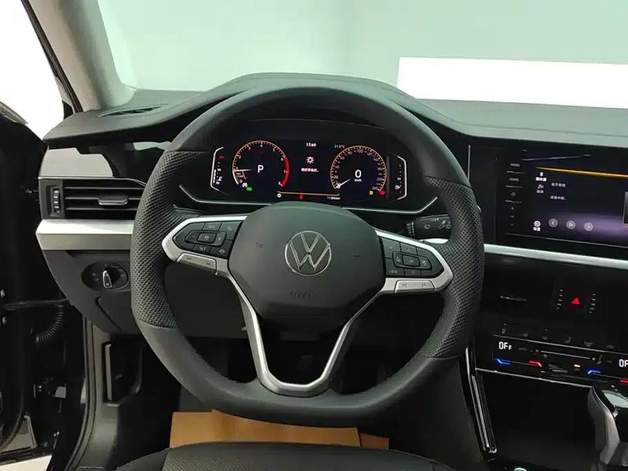 2025 Volkswagen Passat 330TSI Elite Edition — миниатюра 15
