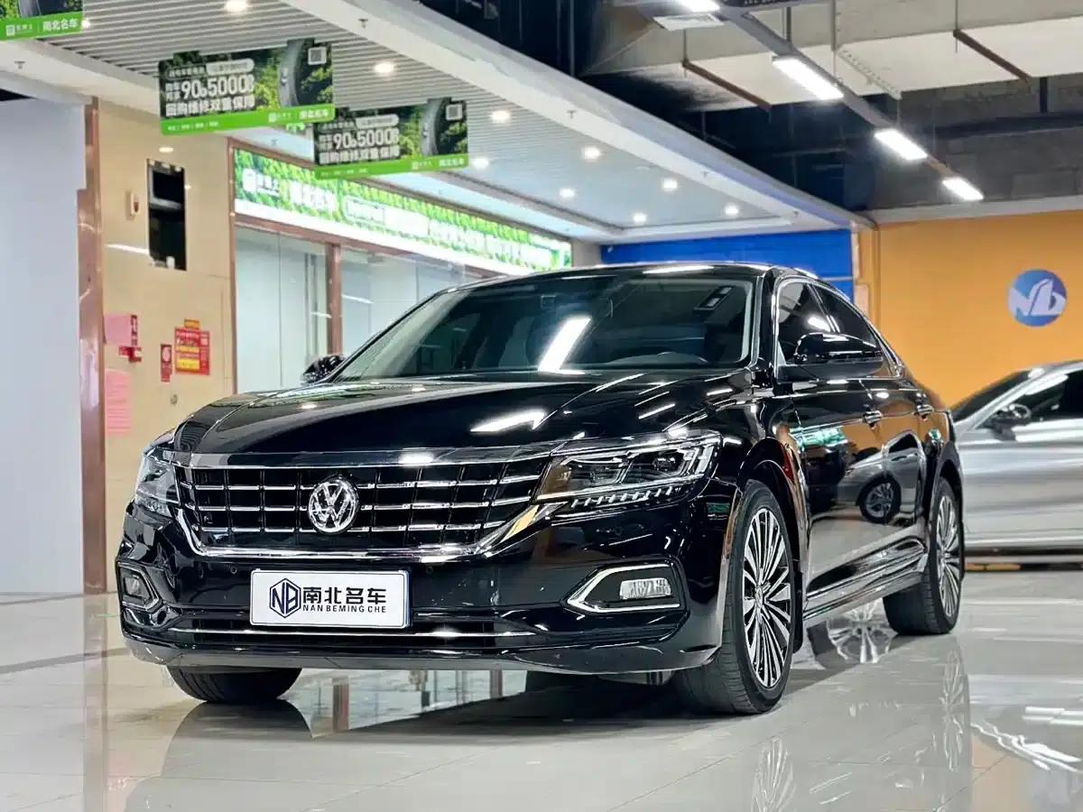 2019 Volkswagen Passat 330TSI Luxury Edition (China VI Emission Standard) — миниатюра 1