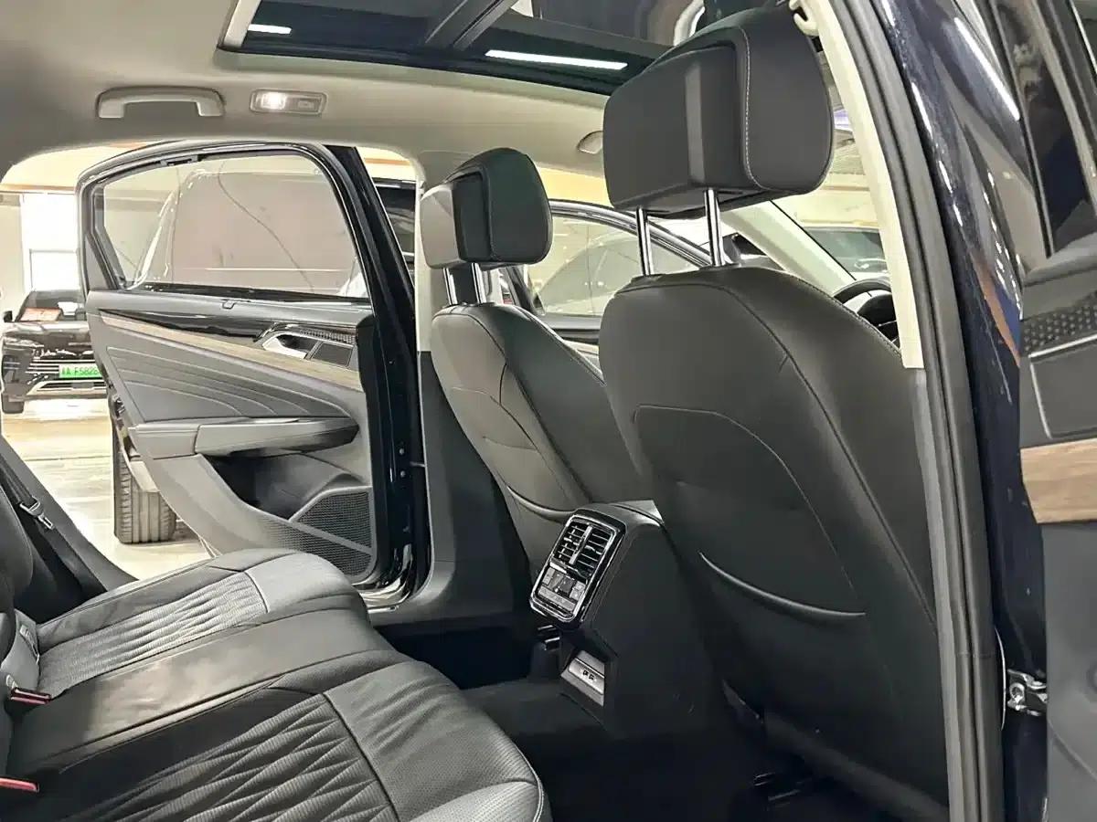 2019 Volkswagen Passat 330TSI Luxury Edition (China VI Emission Standard) — миниатюра 10