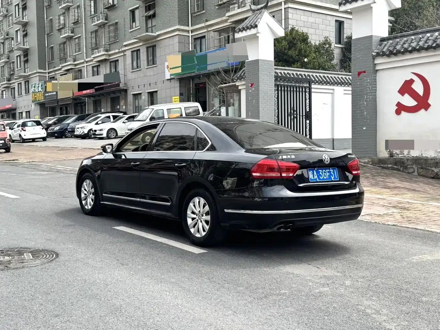 2014 Passat 1.8TSI DSG Premium Edition — миниатюра 5