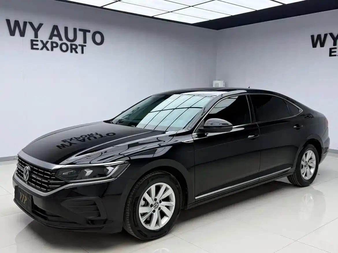 2022 Volkswagen Passat 280TSI Business Edition — миниатюра 1