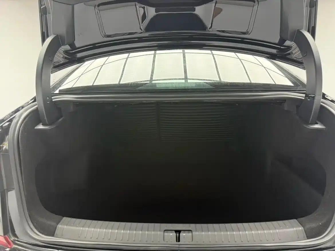 2022 Volkswagen Passat 280TSI Business Edition — миниатюра 10