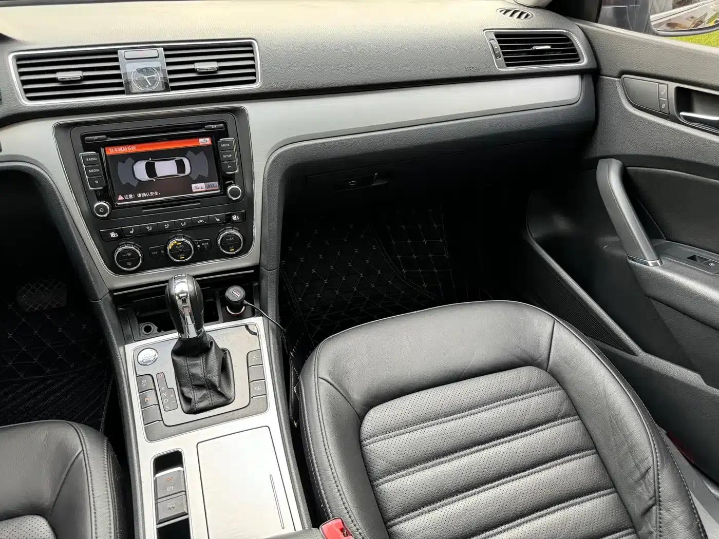 2013 Passat 2.0TSI DSG Royal Edition — миниатюра 11