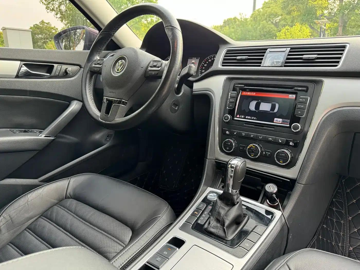 2013 Passat 2.0TSI DSG Royal Edition — миниатюра 14