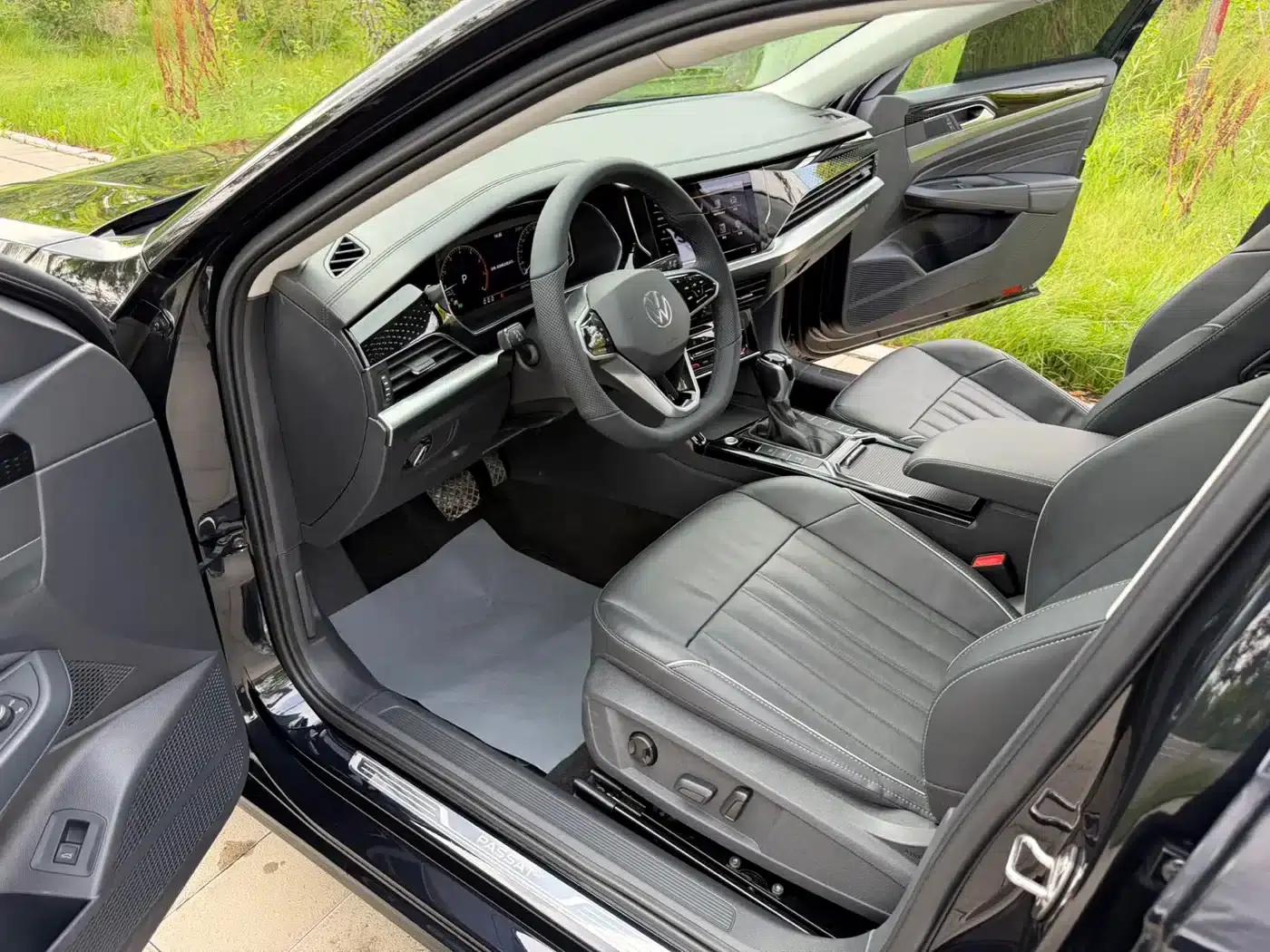 2023 Passat 280TSI Elite Edition — миниатюра 15