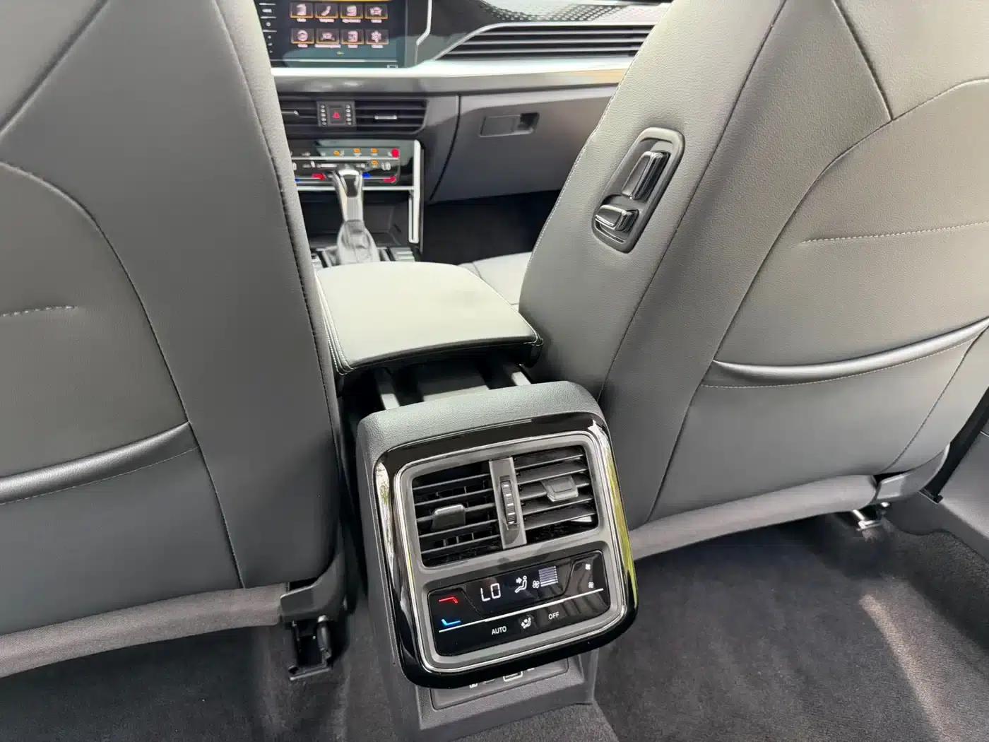 2023 Passat 280TSI Elite Edition — миниатюра 20